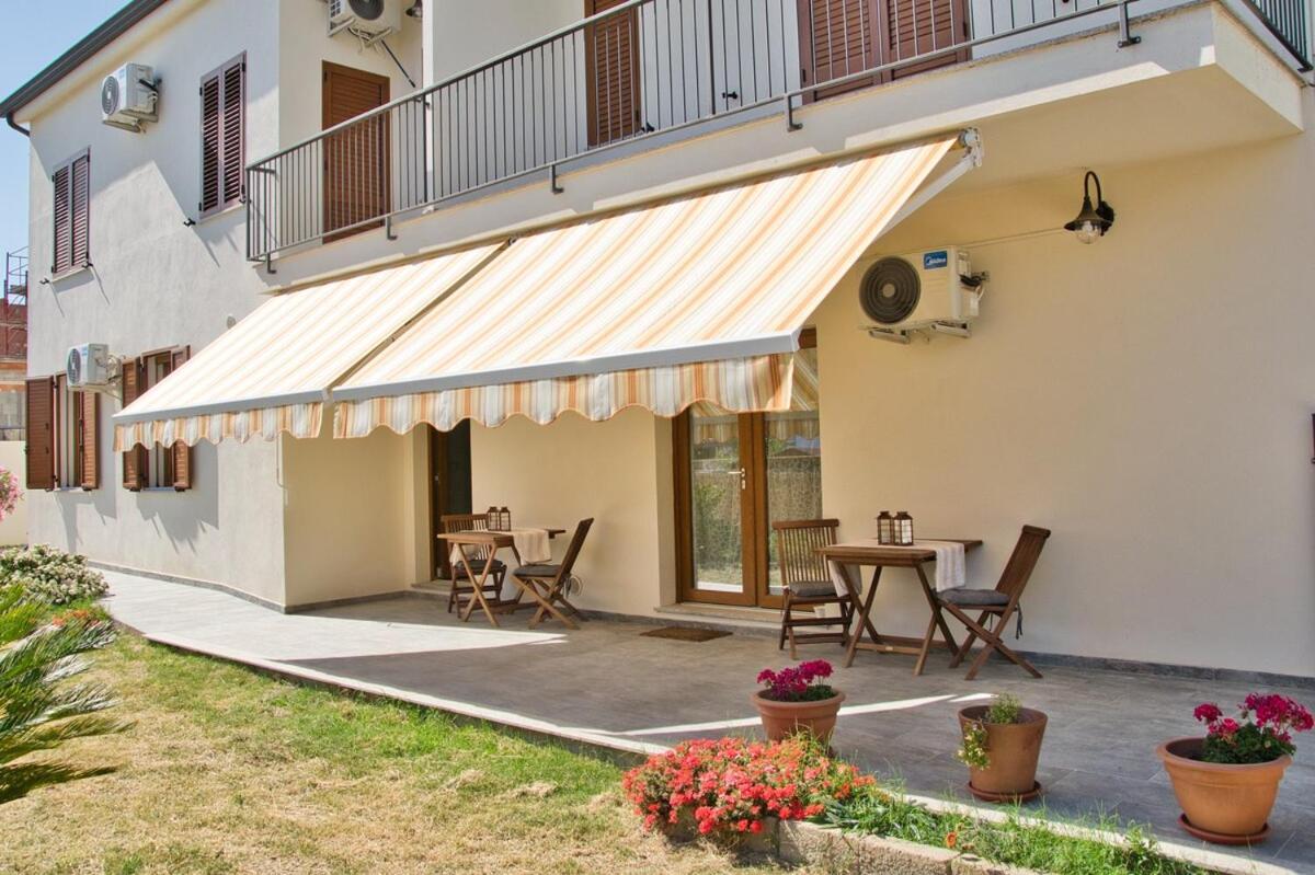 Hotel Dommu Livia Lotzorai Exterior foto